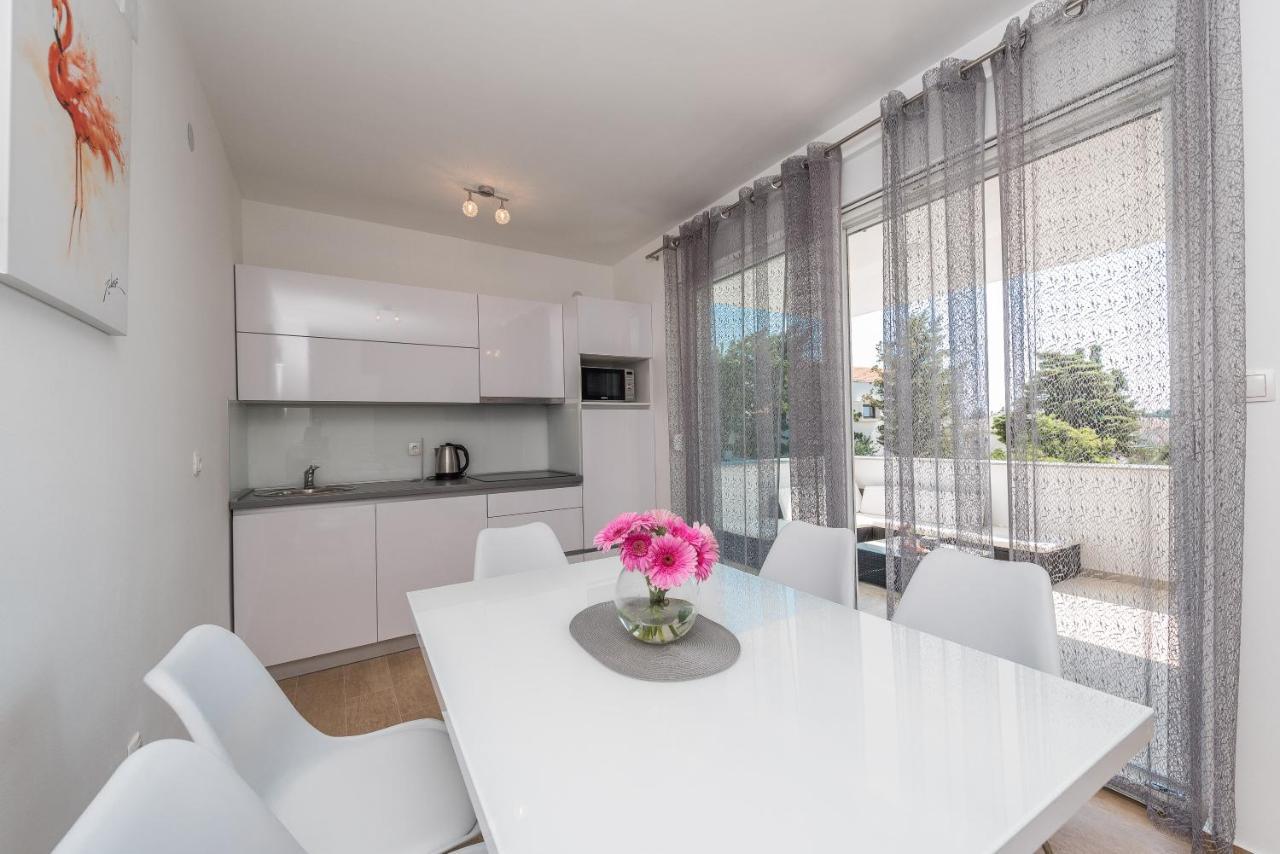 Villa Star 4 Luxury Apartment With A Pool Novalja Exterior foto