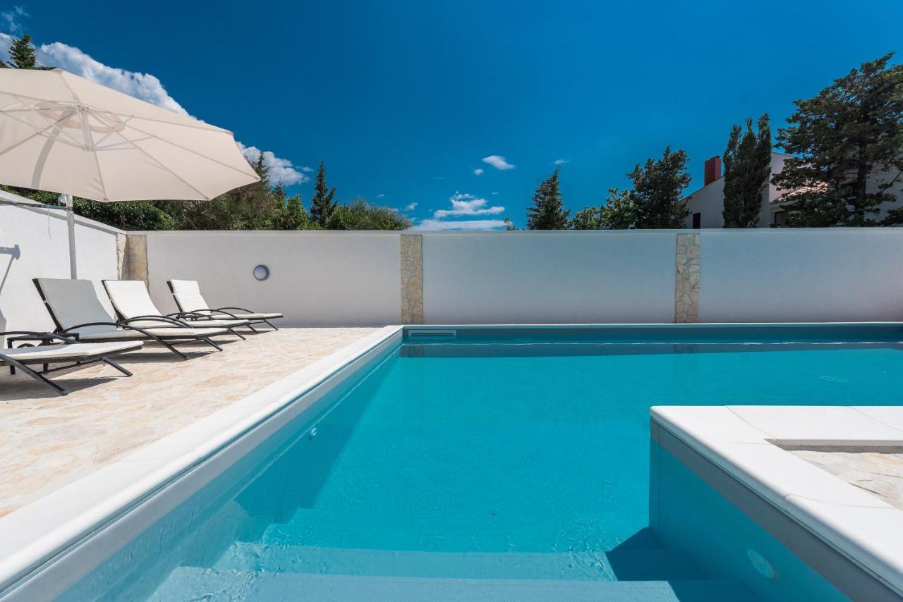 Villa Star 4 Luxury Apartment With A Pool Novalja Exterior foto